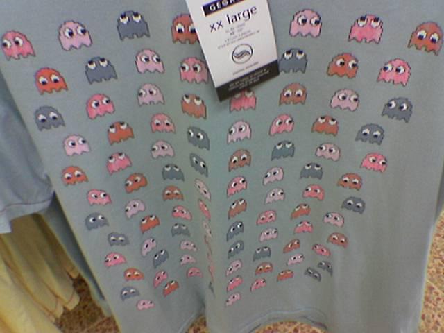 A great retro T-Shirt spotted while shopping.