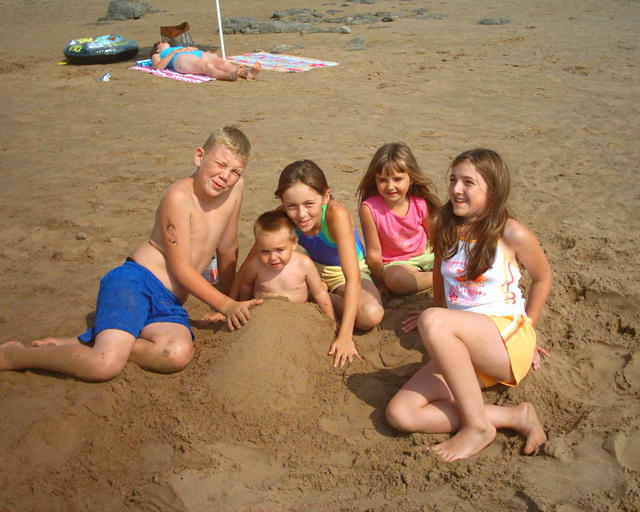 That's it, he's buried, let's go!