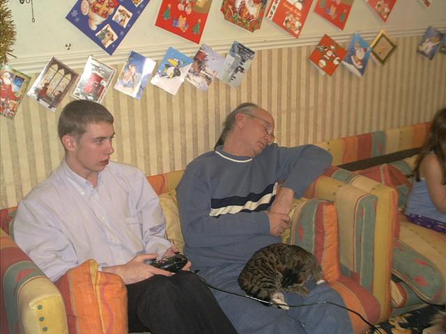 The owl and the pussycat sleep while Daisy plays on!