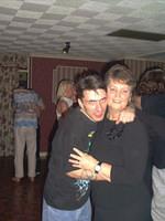 Hold me up Sue!
